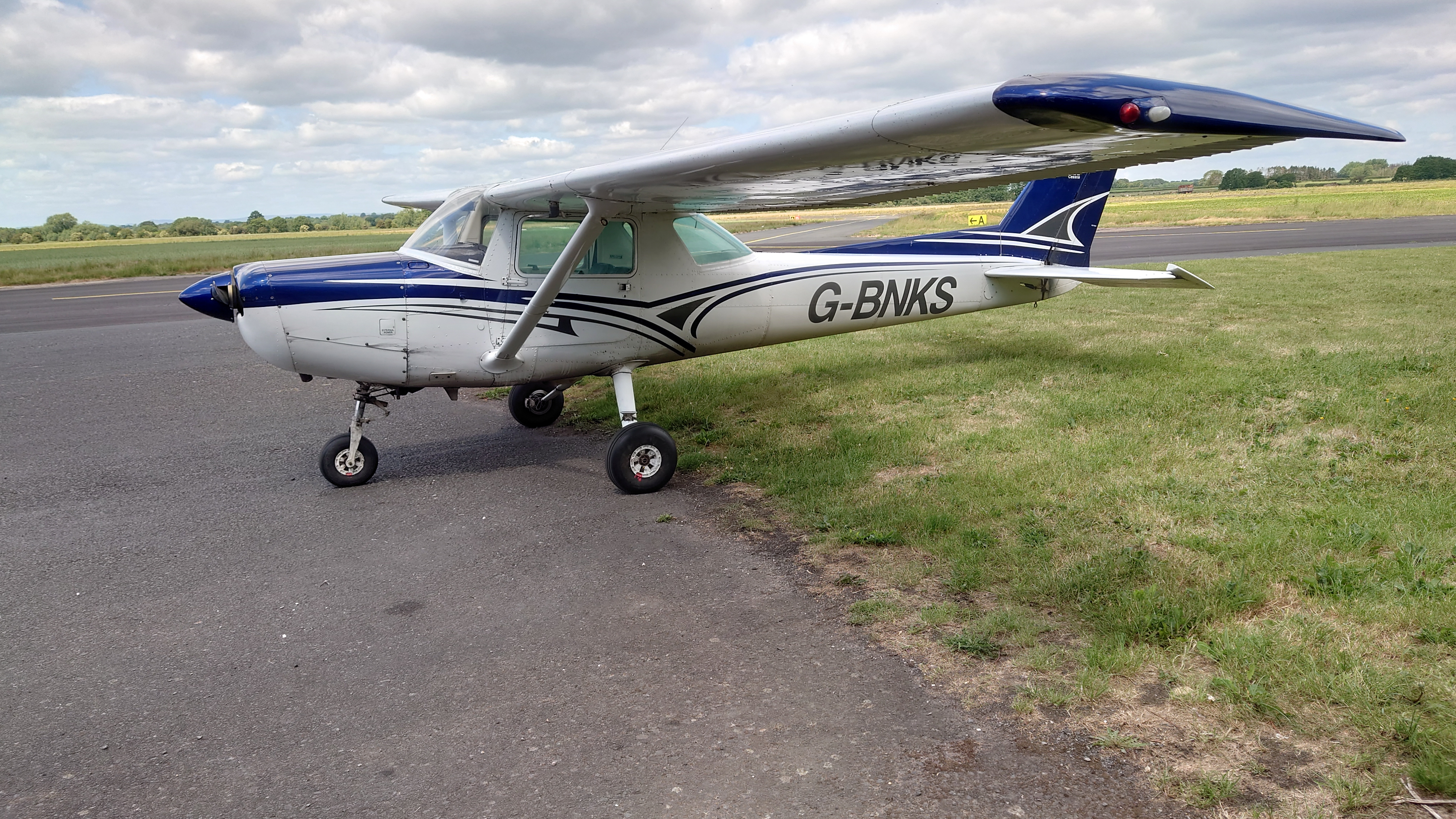 Cessna 152 G-BNKS